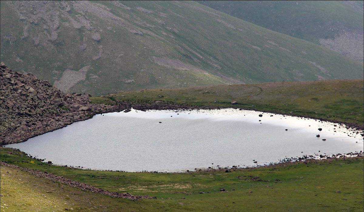 Բացահայտիր Արագածոտնը - Ամբերդ լիճ