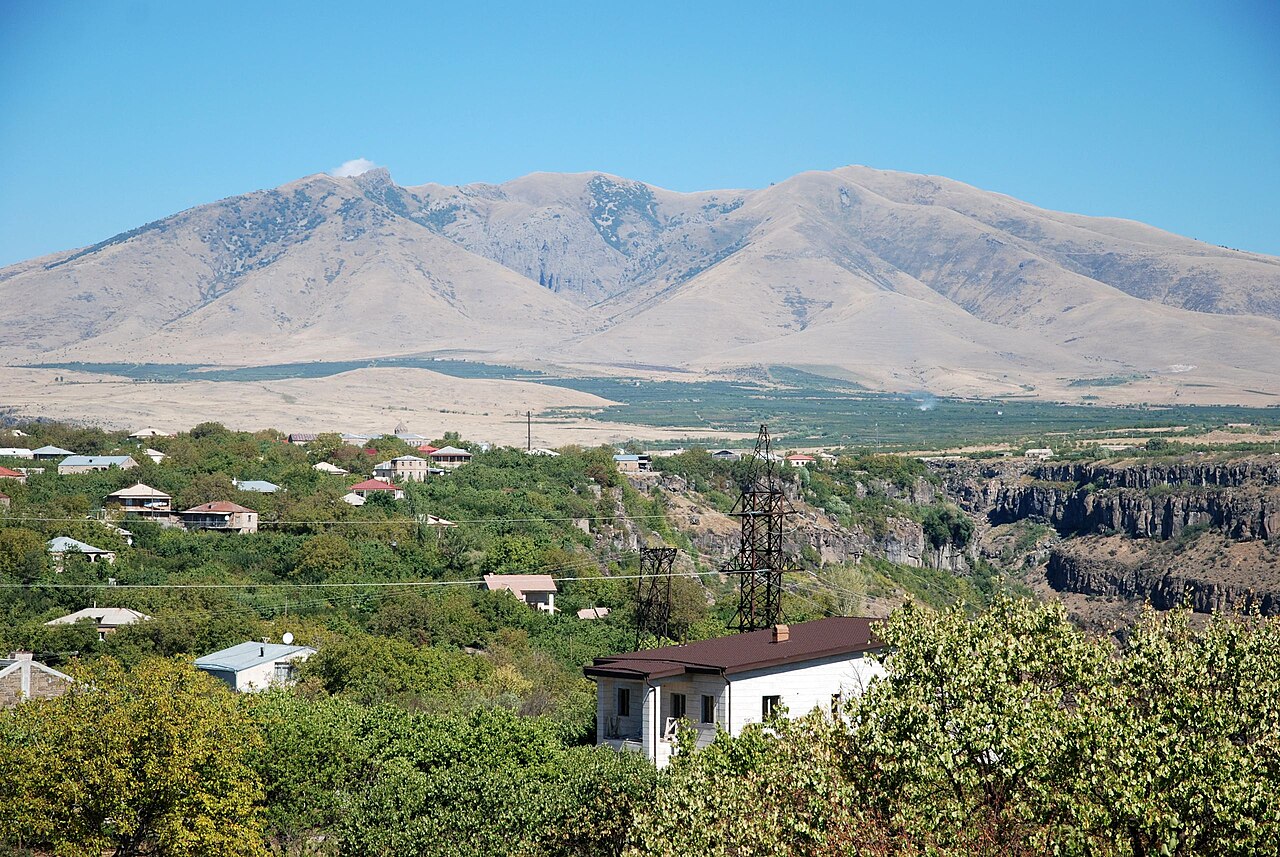 Բացահայտիր Արագածոտնը - Մուղնի. Պատմական ուխտատեղի և այգեգործության կենտրոն