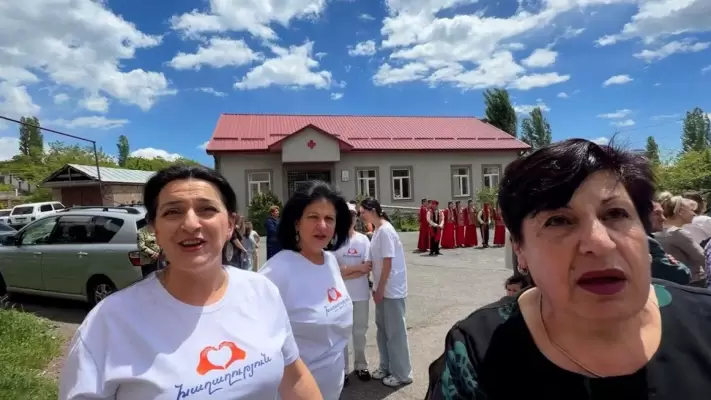 Ուսուցիչները, որոնք այս իշխանության ժամանակ են ընդունվել աշխատանքի, առանց որևէ կոպեկ տալու որևէ մեկին, եկել են իրենց շնորհակալական խոսքը ասելու․ Բյուրականի դպրոցի տնօրենի ժամանակավոր պաշտոնակատար