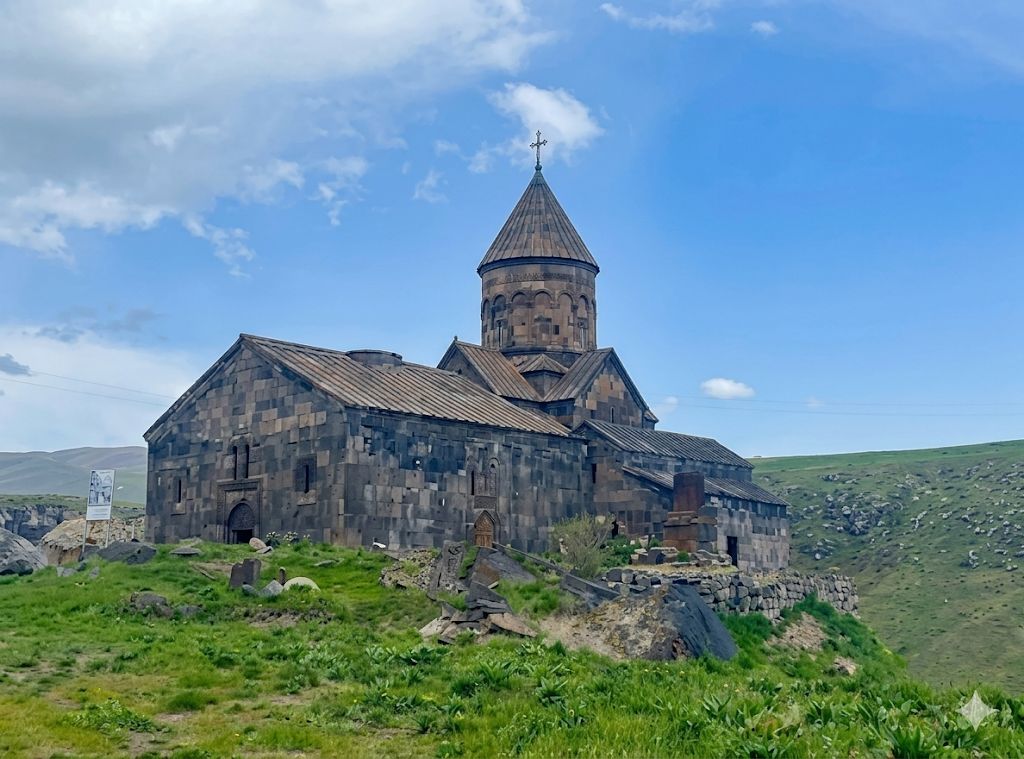 Բացահայտիր Արագածոտնը- Աստվածընկալի վանական համալիր
