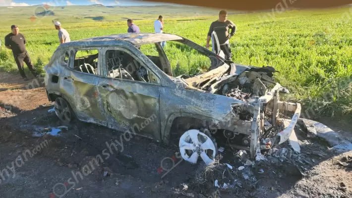 Գեղաձորում հրդեհ է բռնկվել կայանված «Jeep Compass»-ում․ այն ամբողջությամբ վերածվել է մոխրակույտի