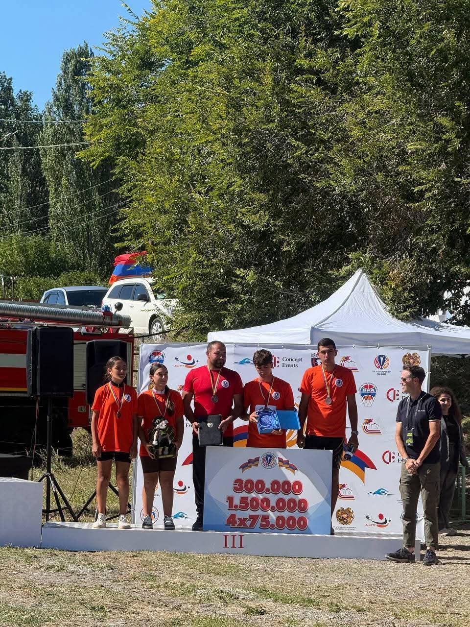 Ագարակի միջնակարգ դպրոցի թիմը հանրապետական հեծանվավազքի մրցաշարում գրավել է 3-րդ տեղը. ՀՀ Արագածոտնի մարզպետի աշխատակազմ