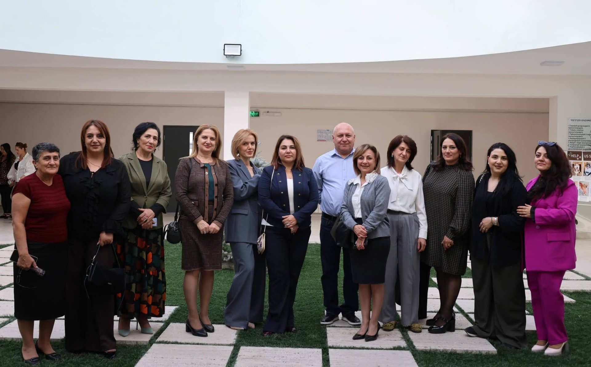Աշտարակում աղջիկների միջազգային օրը նշվել է ոգեշնչող հանդիպմամբ՝ հաջողակ կանանց մասնակցությամբ. Արագածոտնի մարզպետի աշխատակազմ