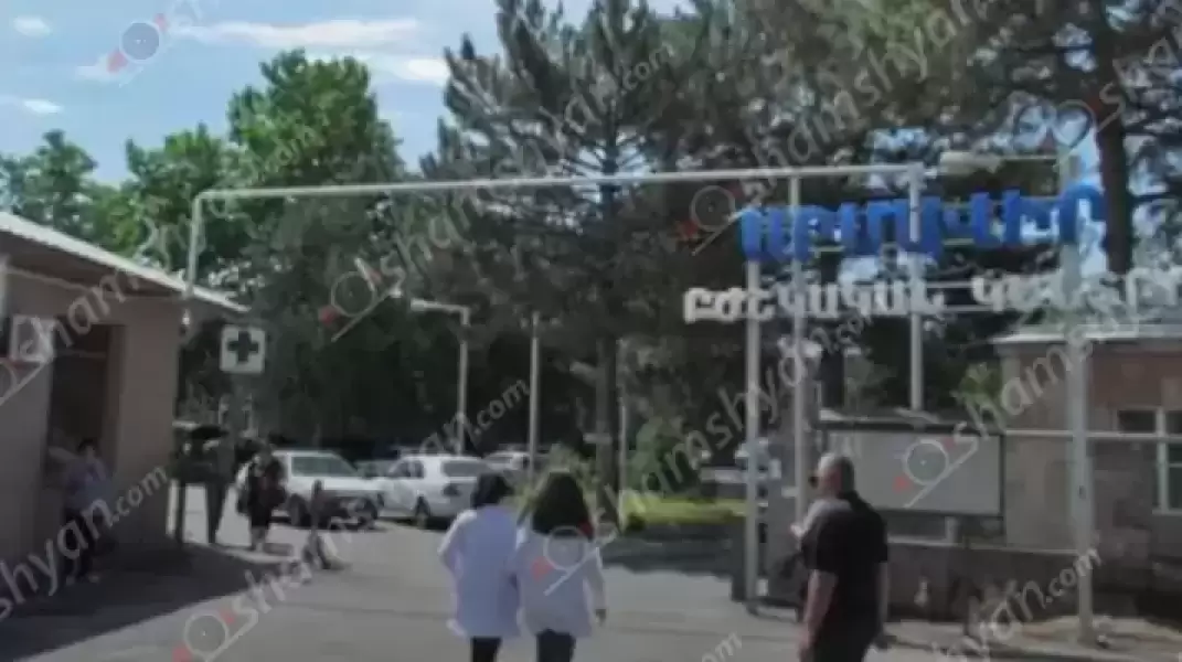 Արտակարգ դեպք՝ Արմավիրի մարզում․ Արմավիրի հիվանդանոցի բժիշկներին հաջողվել է փրկել սուր կտրող-ծակող առարկայից ստացած մարմնական վնասվածքներով հիվանդանոց տեղափոխված 68-ամյա տղամարդու կյանքը