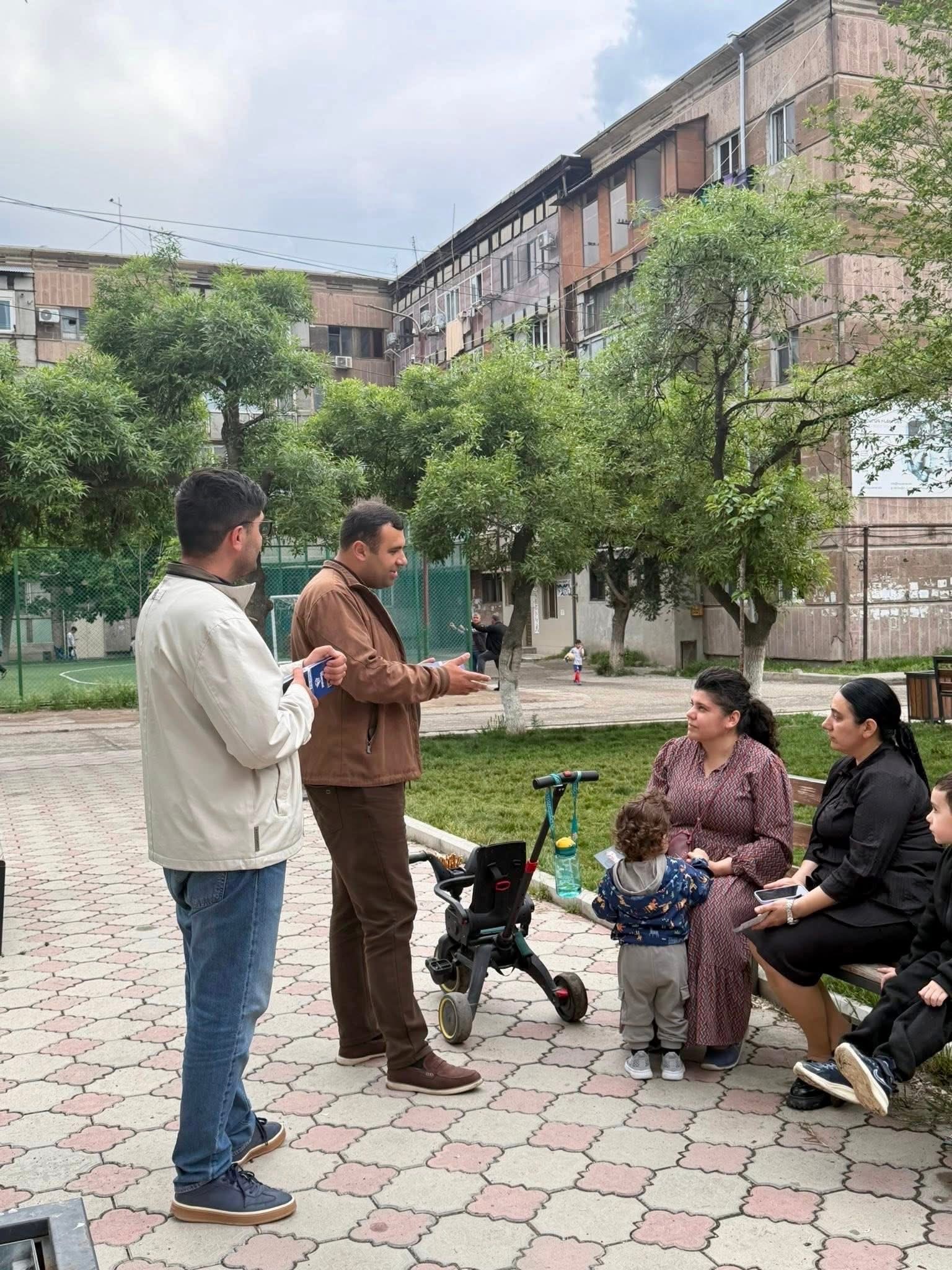 «Միասնության թևեր» կուսակցության  այցը Մեծամոր քաղաք
