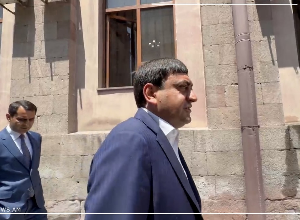«Սուտ տեղեկատվություն է»․ Արամվիրի մարզպետը՝ համար 3 քվեաթերթիկին զրո ձայն տալու կոչի մասին