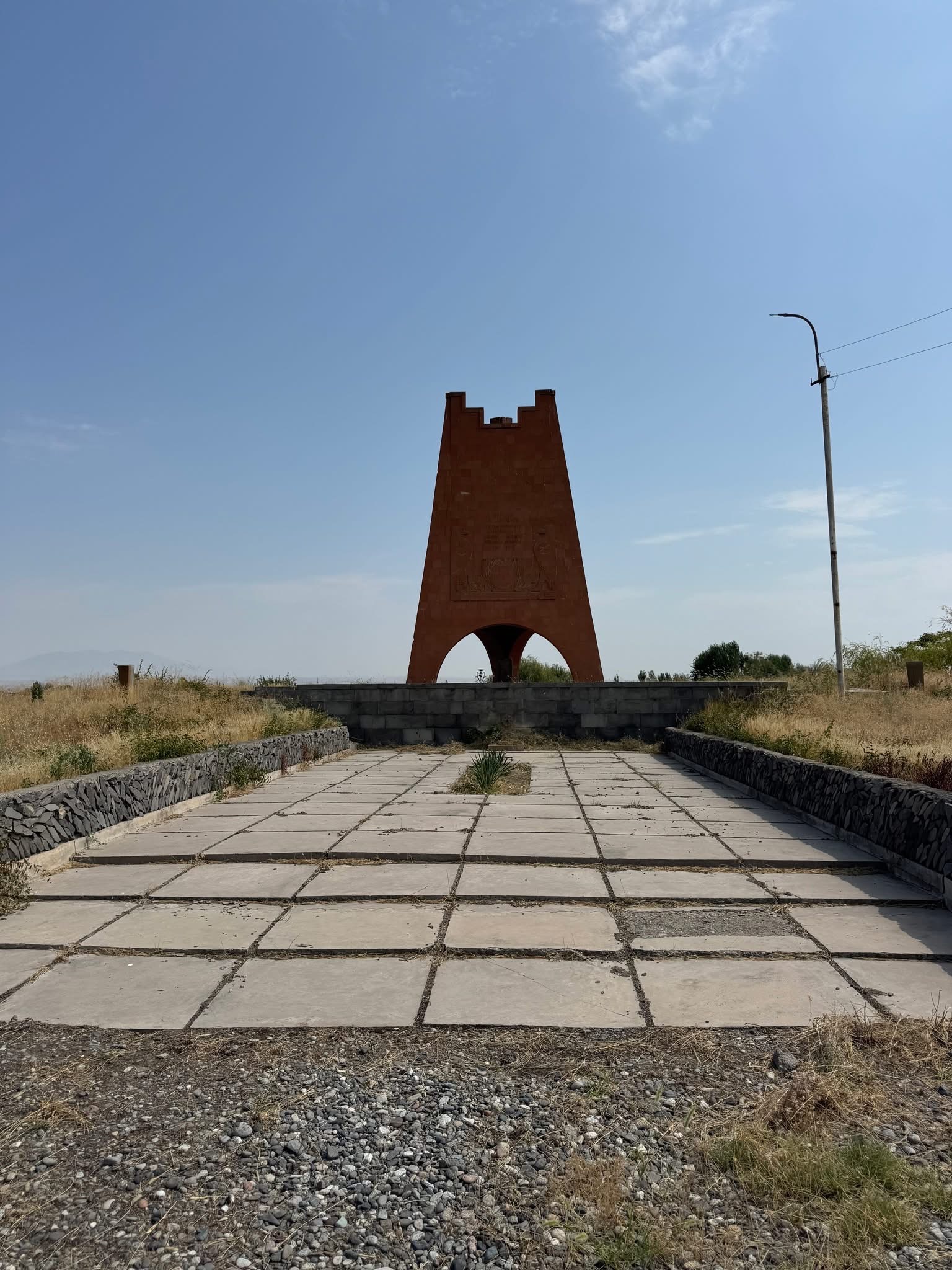Բացահայտիր Արմավիրը. Ոսկեհատ. Հուշարձան՝ Կիլիկիո Պելյան քաղաքի և գավառի Մեծ եղեռնի զոհերին