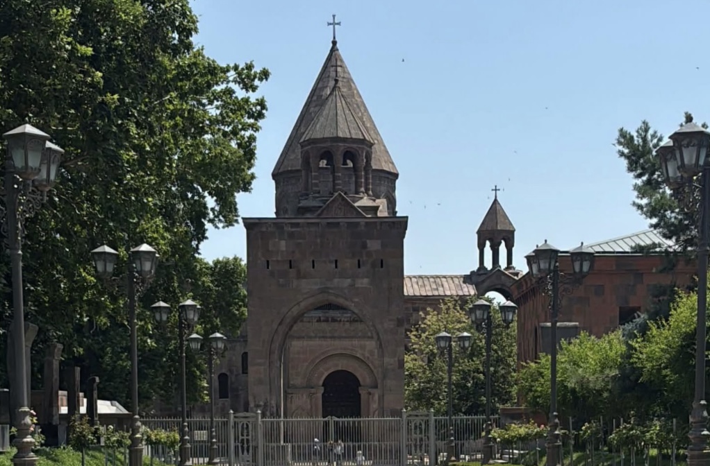 «Եկեղեցու մասին զեկույցը հակասահմանադրական է». Մայր Աթոռի հայտարարությունը