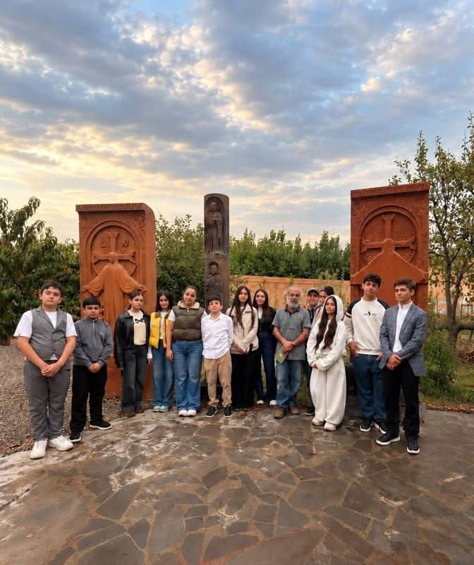«Հայկական խաչքարերի արվեստ․ խաչքարերի խորհուրդն ու խաչագործությունը»․ ճանաչողական այց Փարաքար համայնքի երիտասարդների համար