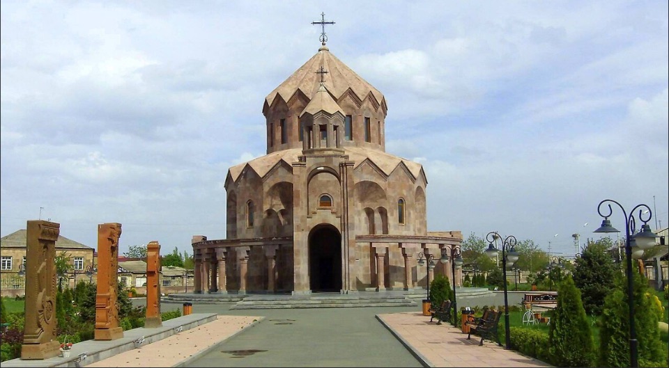 Բացահայտիր Արմավիրը. Սուրբ Աննա եկեղեցի․ Արմավիրի մարզի Աղավնատուն գյուղի հոգևոր կենտրոնը