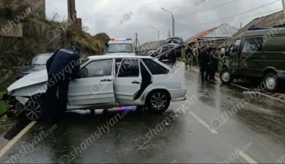 Գեղարքունիքի մարզում բшխվել են «ՎԱԶ 2114»-ն ու մարդատար «Գազել»-ը․ կա 10 վիրավnր