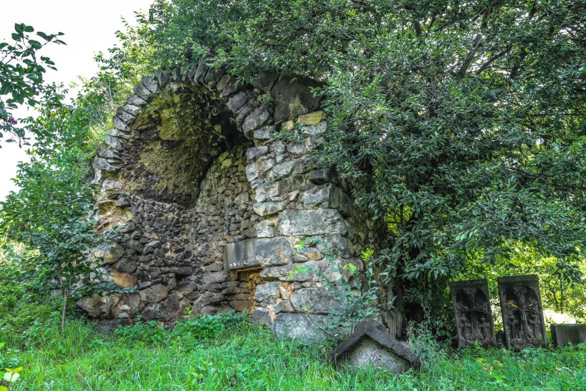 Սուրբ Գևորգ (Զորավանք). Հաղպատի թաքնված ու կիսախոնարհված գոհարը