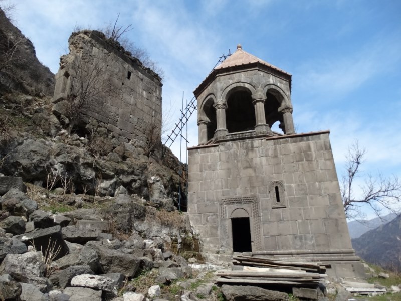 Քոբայր վանական համալիր. Դեբեդի կիրճի անառիկ հոգևոր բերդը