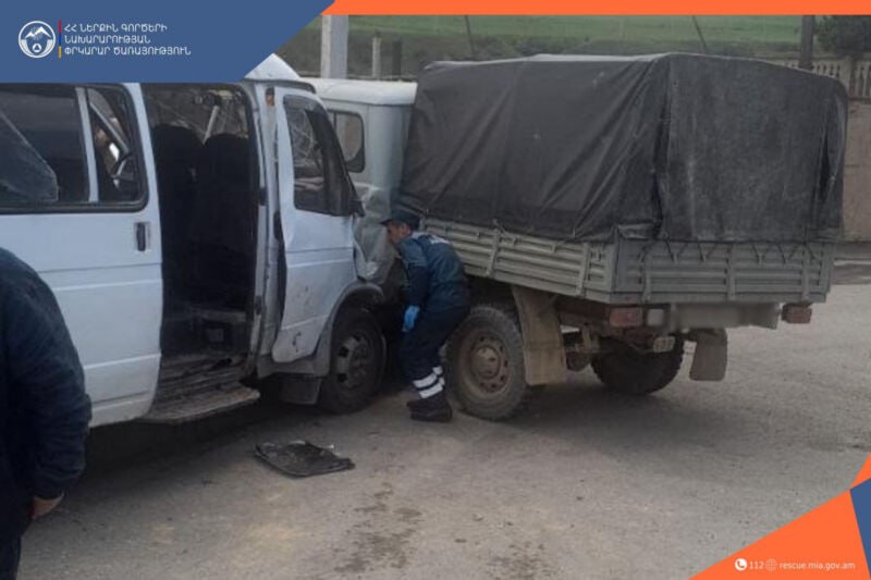 Վանաձոր-Երևան ավտոճանապարհին բախվել են «GAZelle»-ը և «UAZ»-ը․ մեկ քաղաքացի հոսպիտալացվել է