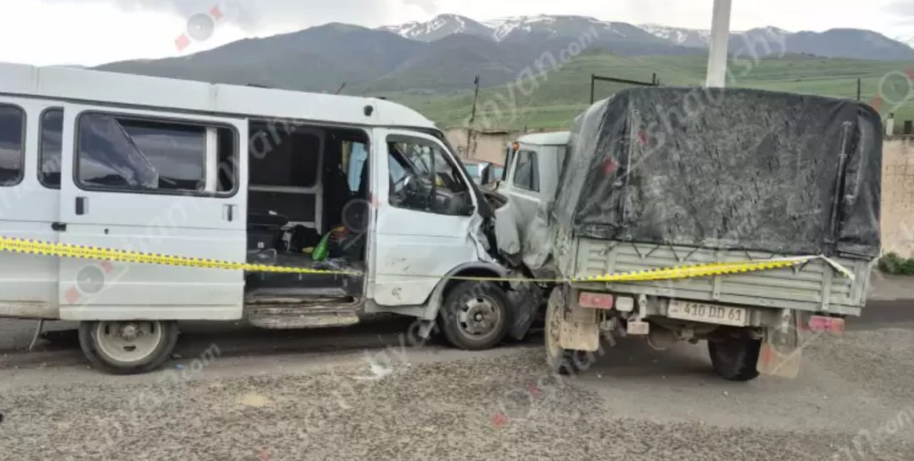 Վանաձոր–Սպիտակ–Լեռնավան երթուղին սպասարկող «Գազել»-ի ու «ՈւԱԶ»-ի բախումից կա 6 վիրավnր