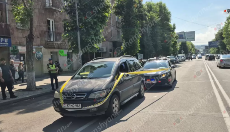 Վանաձորում «Opel Zafira»-ն վրաերթի է ենթարկել փողոցը չթույլատրելի հատվածով հատող հետիոտնի․ վերջինը տեղափոխվել է հիվանդանոց