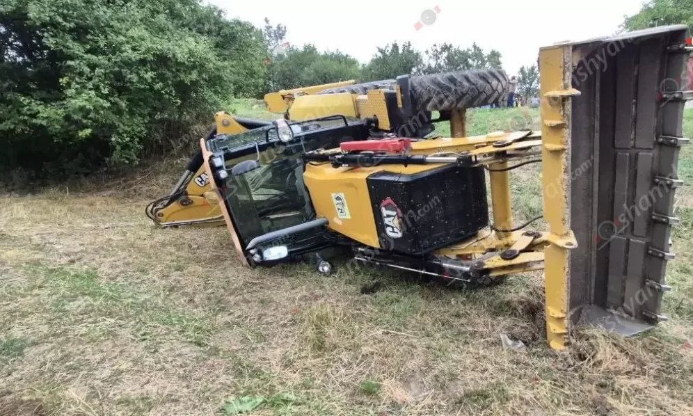 Լոռու մարզում 36-ամյա վարորդը «JCB» մակնիշի տրակտորով կողաշրջվել է