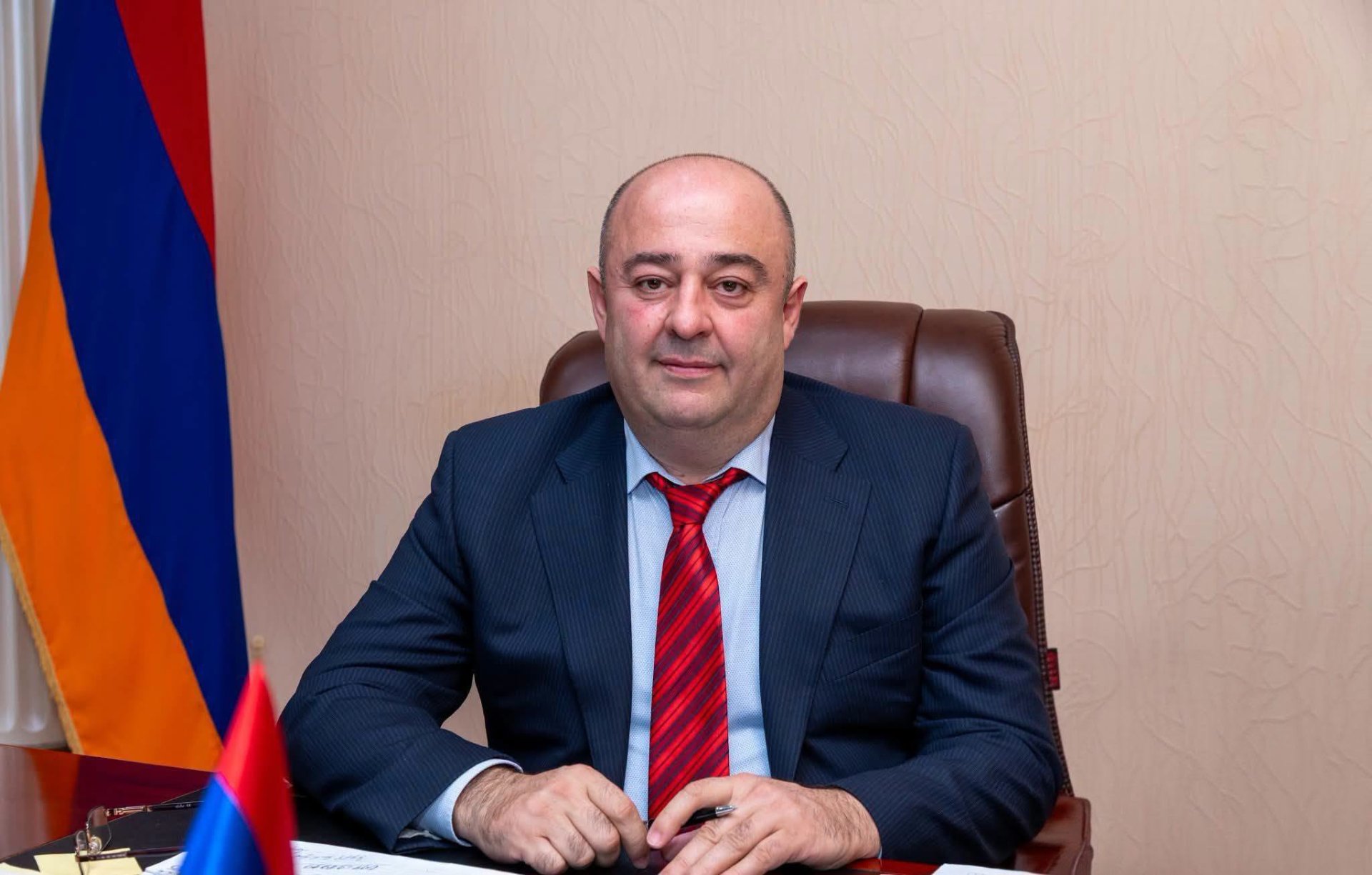 «Հրապարակ». Արայիկ Ներսիսյանի հետ բացառում եմ եւ՛ կոալիցիա, եւ՛ ամեն ինչ