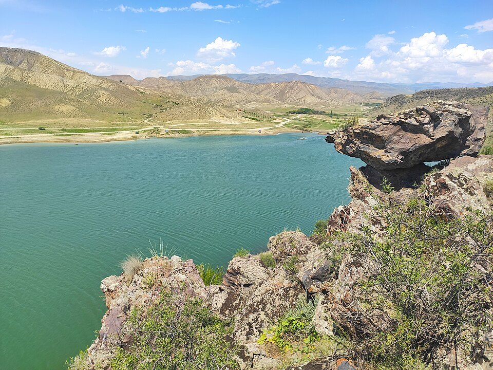 Ազատի ջրամբար. Տեսարժան վայր, որտեղ հանդիպում են ջուրն ու երկրային «Մարսը»