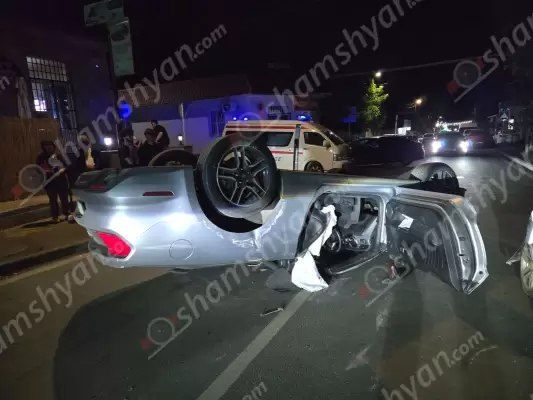 ՌԴ քաղաքացին «Ford Mustang»-ով բախվել է «Opel»-ին․ «Ford»-ը գլխիվայր շրջվել է
