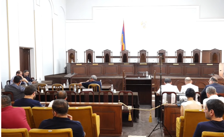 Սահմանադրական դատարանը մերժեց ընդդիմության դիմումները և ուժի մեջ թողեց ԿԸՀ-ի որոշումը
