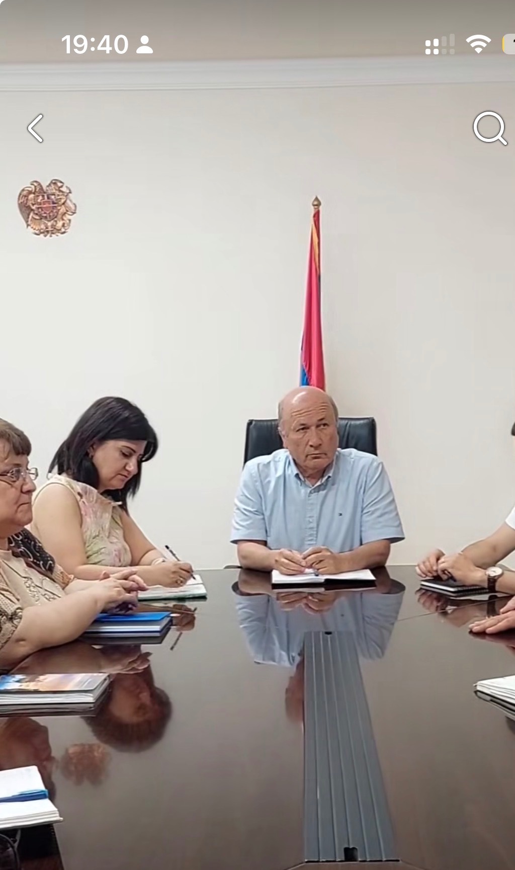 Հանդիպման առանցքային թեման Բյուրեղավան և Նուռնուս բնակավայրերում արձանագրված աղիքային վարակի դեպքերով պայմանավորված համաճարակային իրավիճակի քննարկումն էր. Բյուրեղավանի համայնքապետարան
