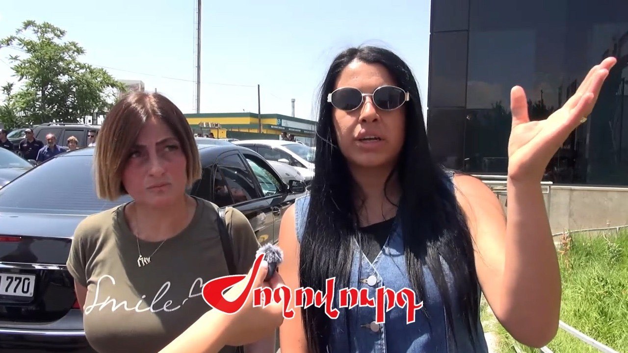 Հաճախորդները գալիս են, տեսնում՝ մուտքը փակա, մտածում են՝ Առինջ մոլը չի աշխատում․ աշխատակից