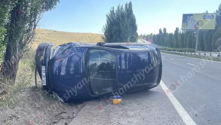 Երևան-Սևան ավտոճանապարհին բախվել են 4 ավտոմեքենա․ «Opel Astra»-ն կողաշրջվել է