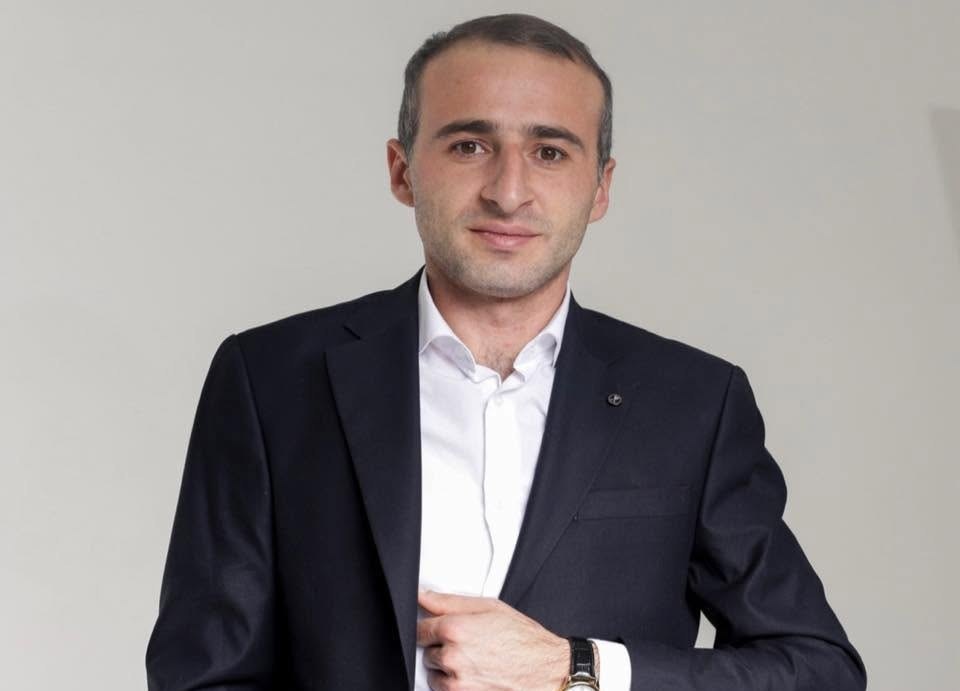 «Հրապարակ»․ Մի կողմից դատում են, մյուս կողմից բարձր պաշտոն տալիս