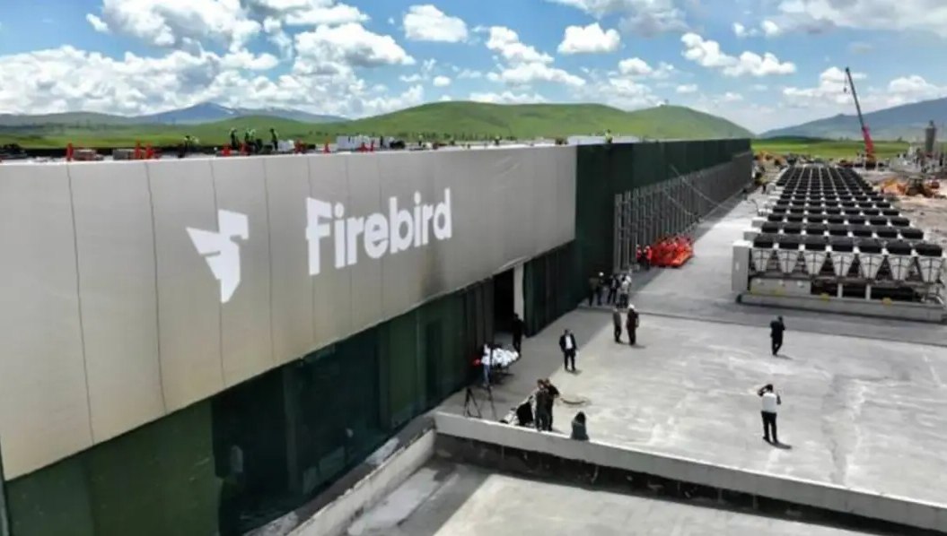 Կոտայքում՝ «Ֆայրբրդ» ընկերության ԱԲ գործարանում, վերամբարձ կռունկի դիտաշտարակից աշխատակիցը ընկել և մահացել է