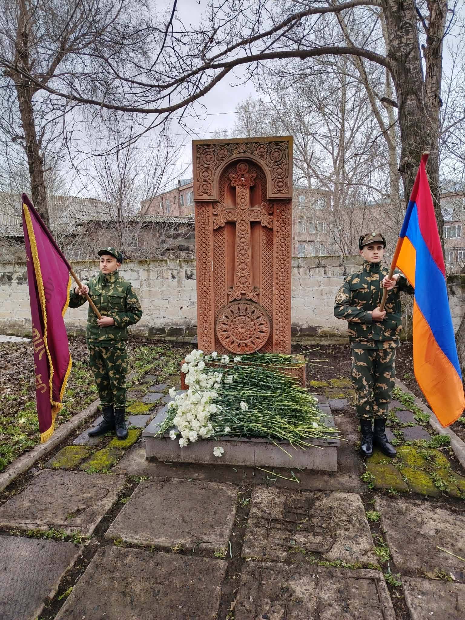 Շիրակի մարզի համայնքներում ոգեկոչել են Հայոց ցեղասպանության զոհերի հիշատակը
