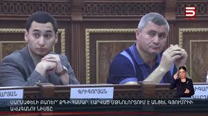 Սարսափելի բառեր՝ ՔՊ-ի համար. լարված մթնոլորտում է անցել Գյումրիի ավագանու նիստը