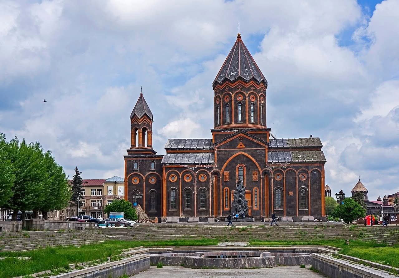Բացահայտիր Շիրակը․Գյումրիի Սուրբ Ամենափրկիչ եկեղեցի
