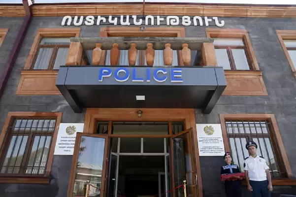 Գյումրիում դանակահարել են 38-ամյա տղամարդու․ կասկածյալը նրա մոտ ընկերն է. Aravot.am