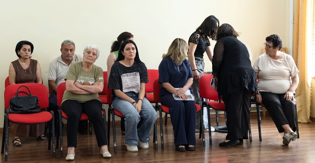 Բնակարանային անվերջանալի խնդիրներ, աղետների հետևանքներ և սոցիալական անելանելիություն. Գյումրու քաղաքապետարան