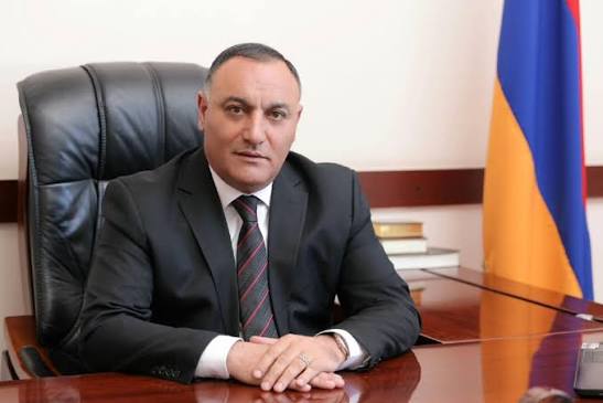 Արթիկի քաղաքապետն այնքան չի աշխատել, որքան մեդալ է ստացել. «Հրապարակ»