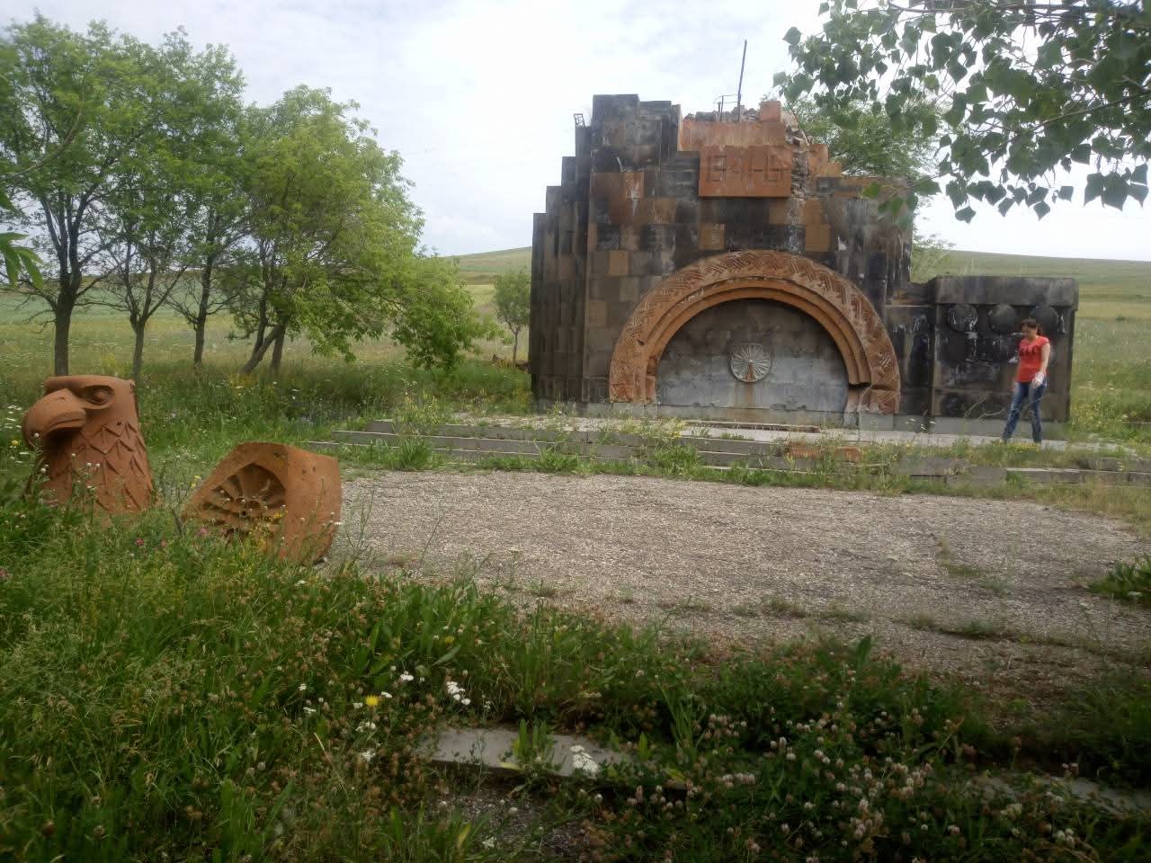 Բացահայտիր Շիրակը-Երկրորդ աշխարհամարտում զոհվածների հուշարձանը Ցողամարգում