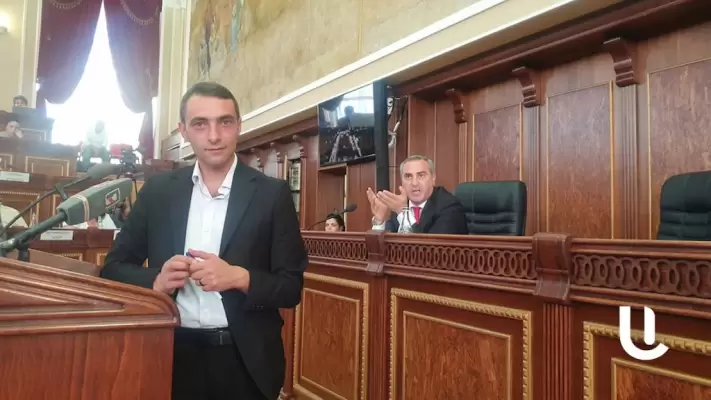 «Գյումրու օր» տոնակատարությունը հնարավոր է նշվի բարերարի փողերով․ այս հարցի շուրջ թեժ խոսակցություն՝ ավագանու նիստում․ aravot.am