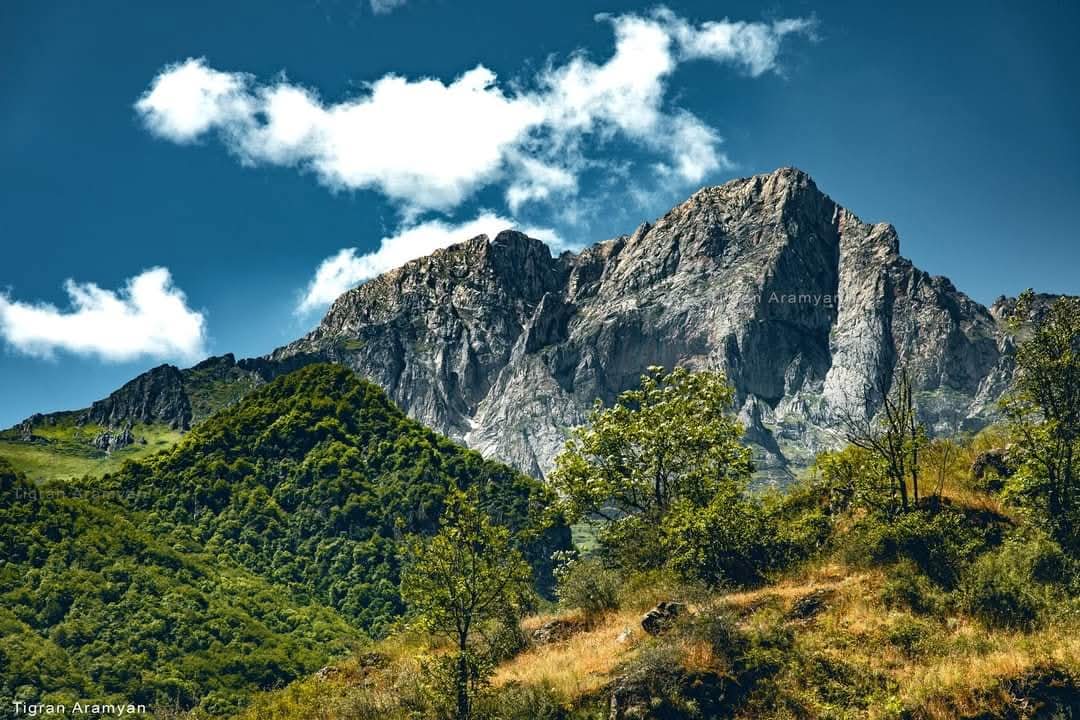 Բացահայտիր Սյունիքը - Խուստուփ լեռ. Սյունյաց աշխարհի պահապանը