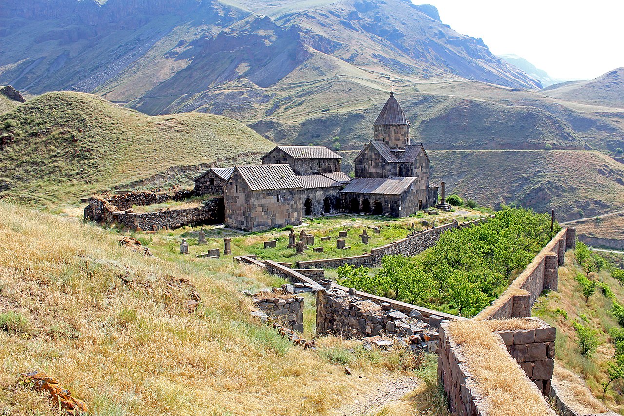 Բացահայտիր Սյունիքը - Որոտնավանք. Սյունյաց աշխարհի հնագույն հոգևոր ամրոցը