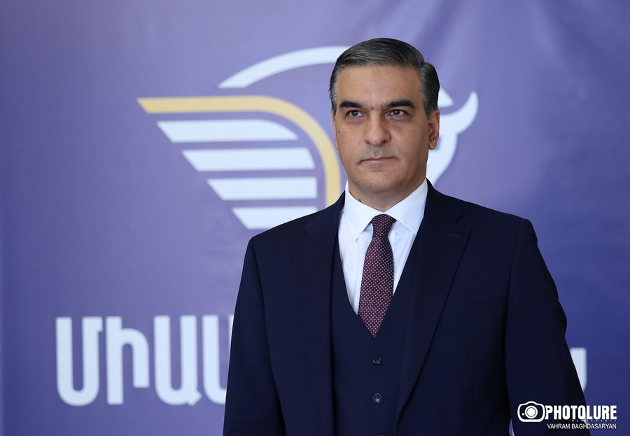 «Միասնության թևերը» Արման Թաթոյանի գլխավորությամբ Կապանում հանդիպել է բնակիչների հետ