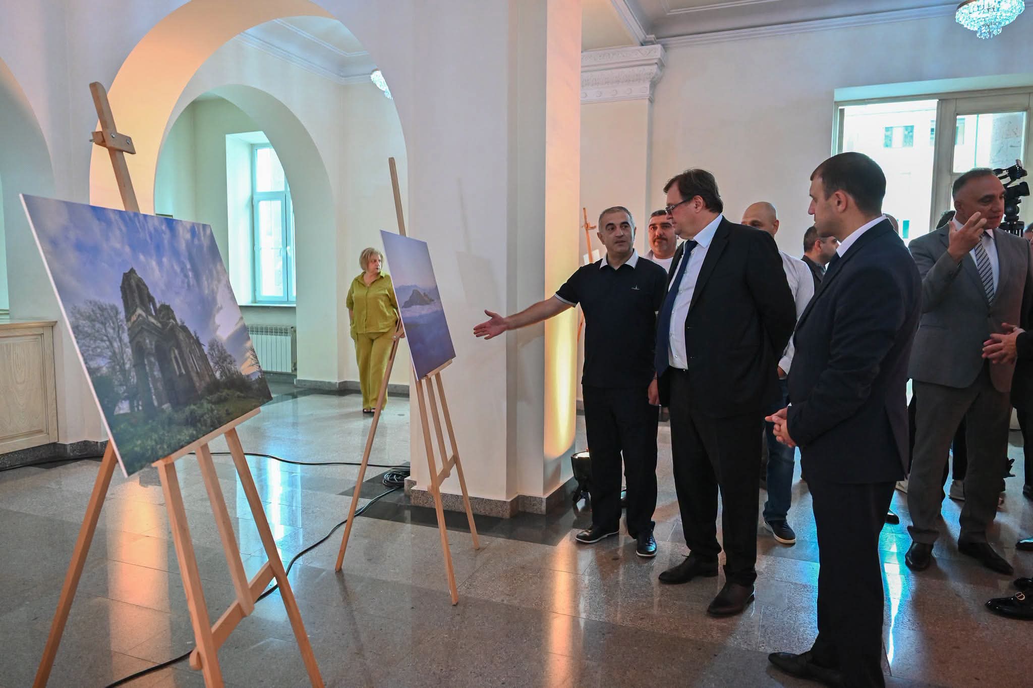 Նվեր Զելյայի «Սյունիքը»