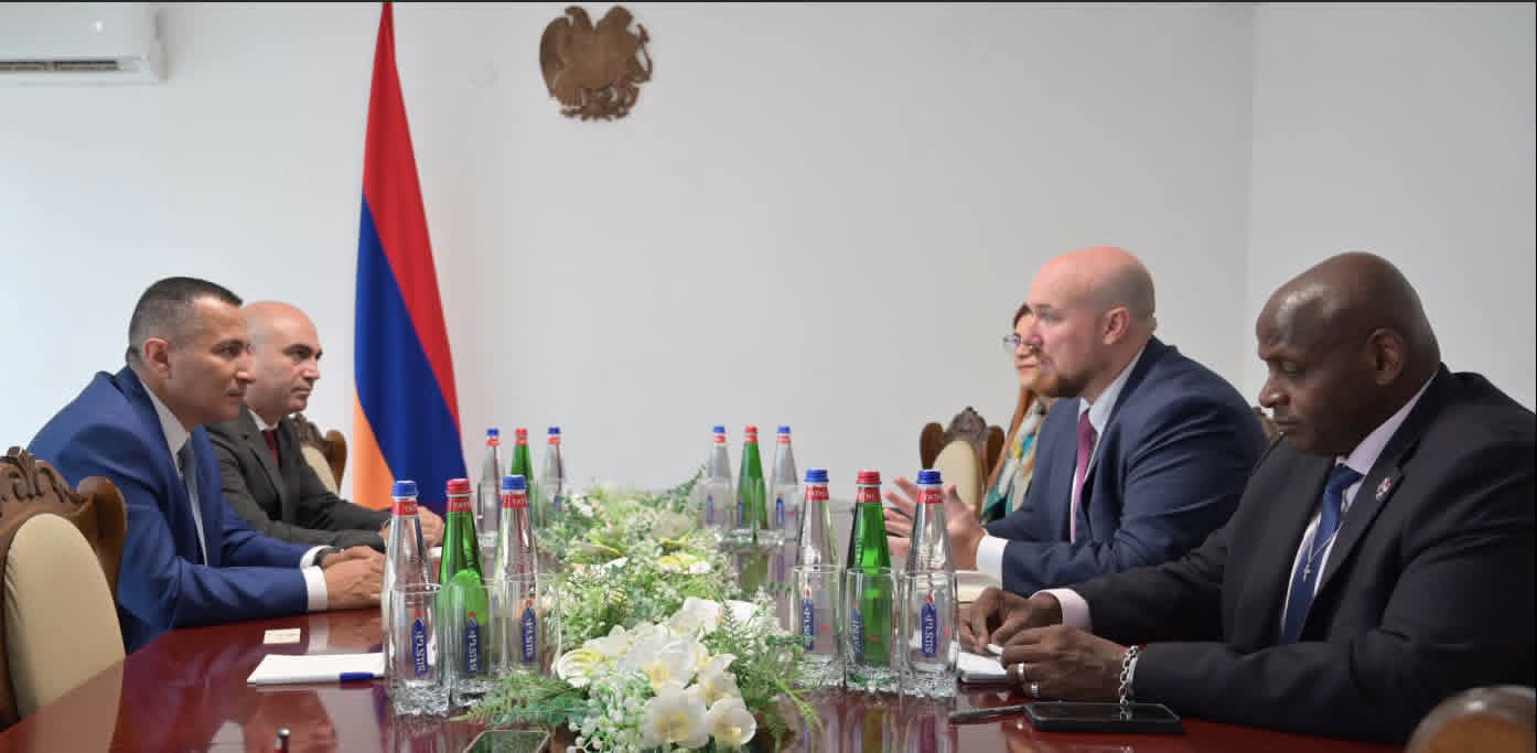 Սյունիքում կընդլայնվի ԱՄՆ Խաղաղության կորպուսի կամավորների գործունեությունը. ՀՀ Սյունիքի մարզպետի աշխատակազմ