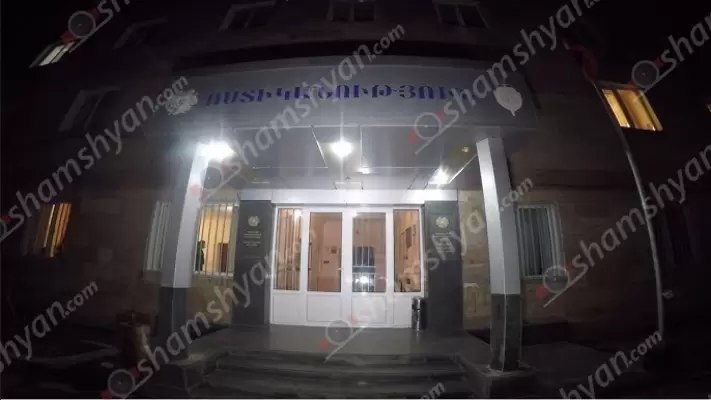 33-ամյա տղամարդուն պատկանող բնակարանից գողացել են 10 հազար ԱՄՆ դոլար, 4 մլն դրամ և ոսկյա զարդեր