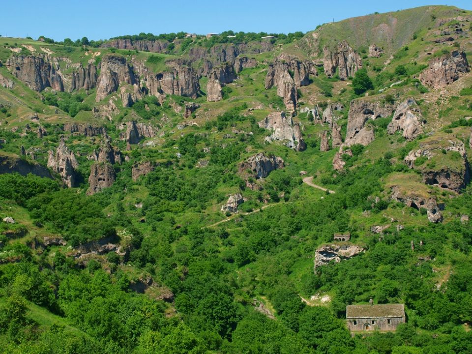 Բացահայտիր Սյունիքը-«Հին Խնձորեսկ» պատմամշակութային արգելոց