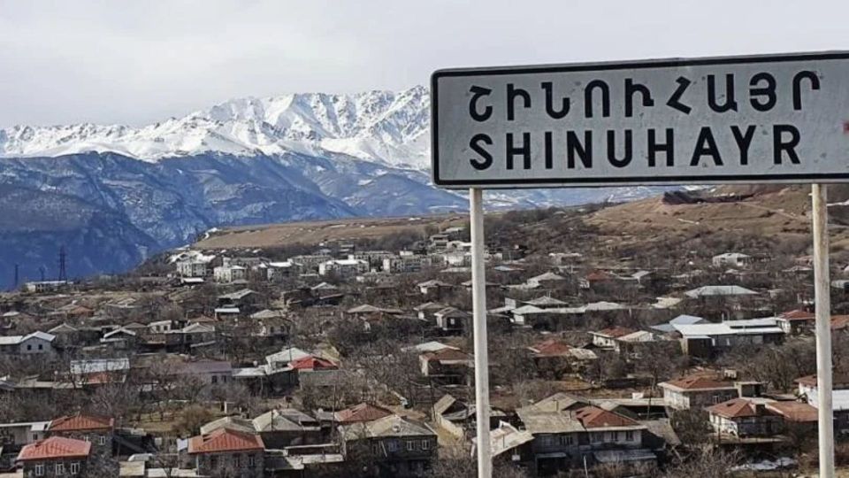 Ահազանգ՝ ոստիկանություն․ Շինուհայրում զինվորական համազգեստով և դիմակավորված սպառնացել են քաղաքացուն. Armlur.am