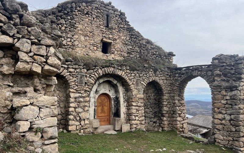 Բացահայտիր Սյունիքը - Վերին Խոտանան գյուղի Սուրբ Աստվածածին եկեղեցին