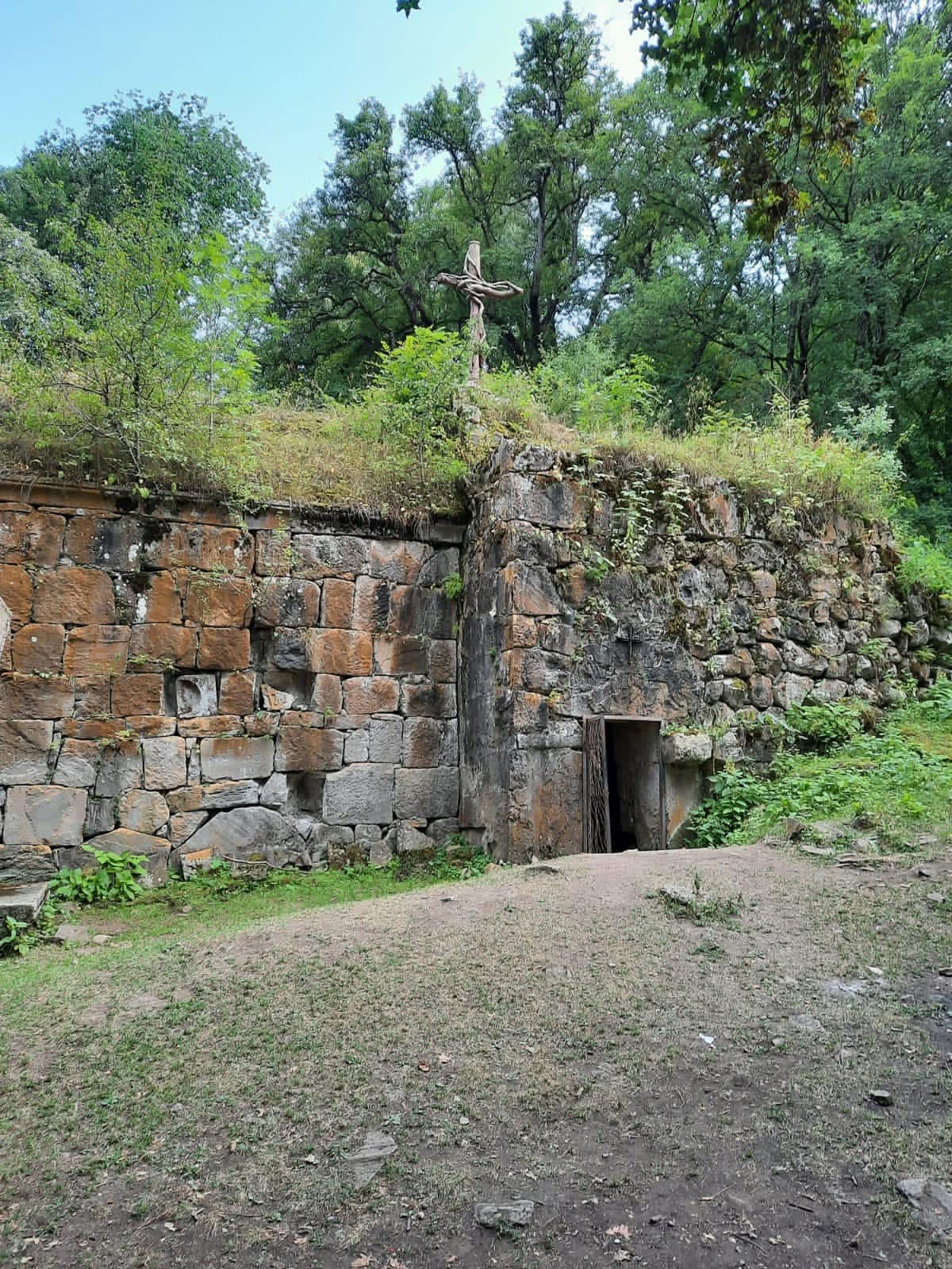 Բացահայտիր Տավուշը․ Մաթոսավանք. Թաքնված գանձը Դիլիջանի անտառներում