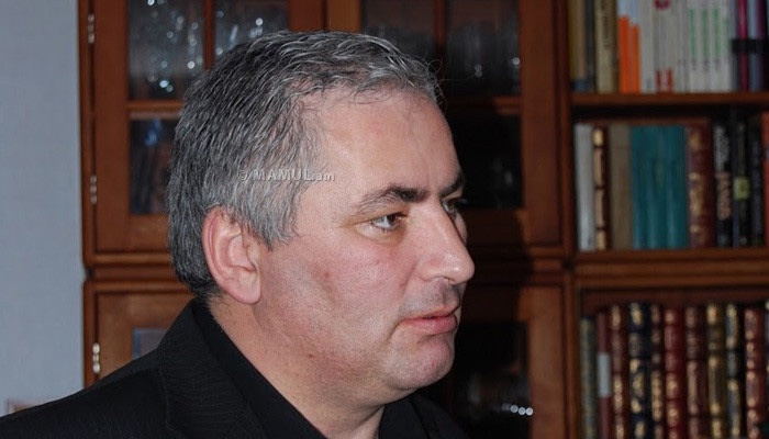 «Պարգևավճարների համար լիուլի փող կա, վթարային տների ցանկը ճշտելու փող չկա»․ Ոսկան Սարգսյան