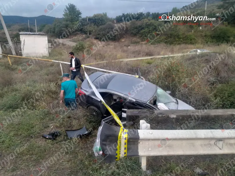 Ավտովթար՝ Տավուշի մարզում․ 20-ամյա վարորդը «Nissan Sentra»-ով դուրս է եկել ճանապարհի երթևեկելի գոտուց, բախվել երկաթե արգելապատնեշին, ապա՝ բետոնե պատնեշին և հայտնվել ձորակում․ կա վիրավոր